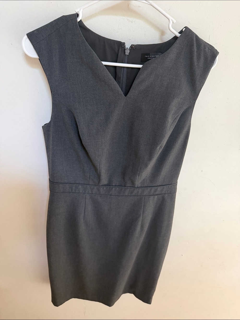 The Limited Charcoal Gray V-Neck Sleeveless Sheath Dress